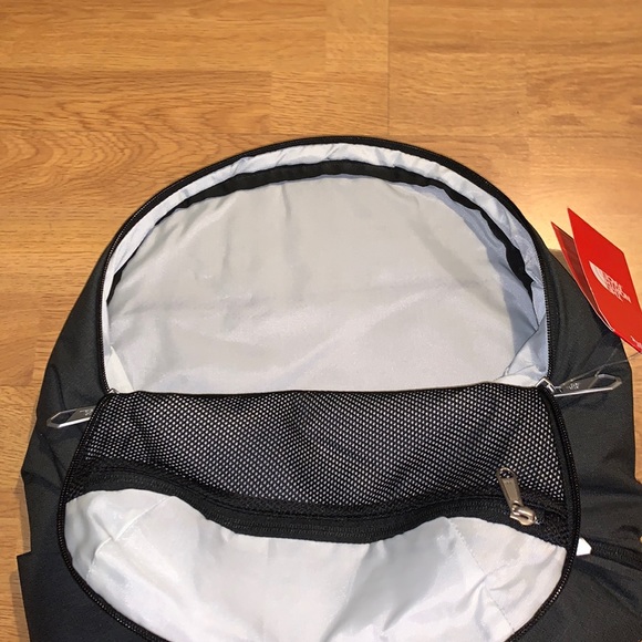 NWT The North Face Aurora Backpack (Dark Gray/ Black) - Picture 7 of 15